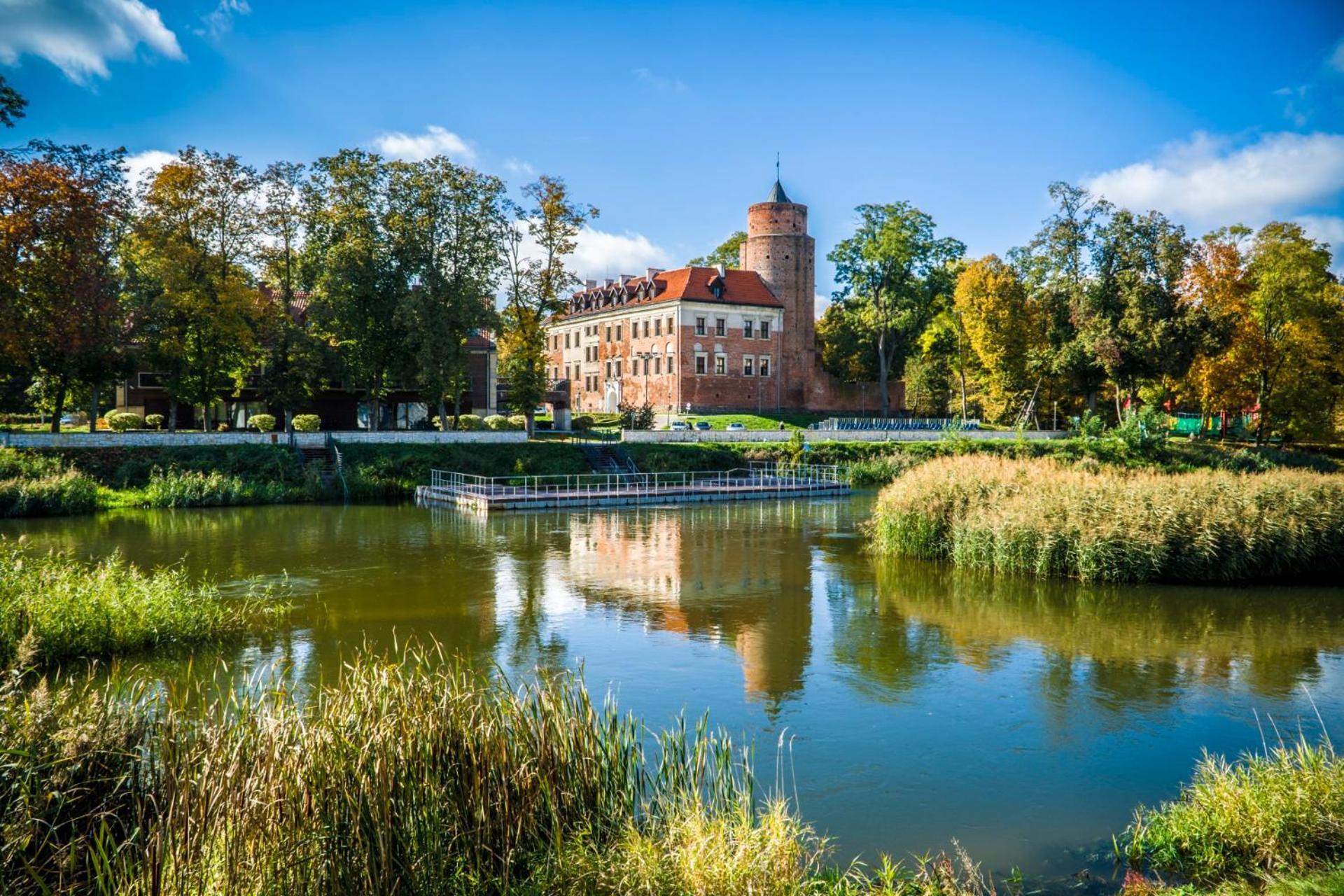 Aparthotel Zamek Uniejów Exterior foto