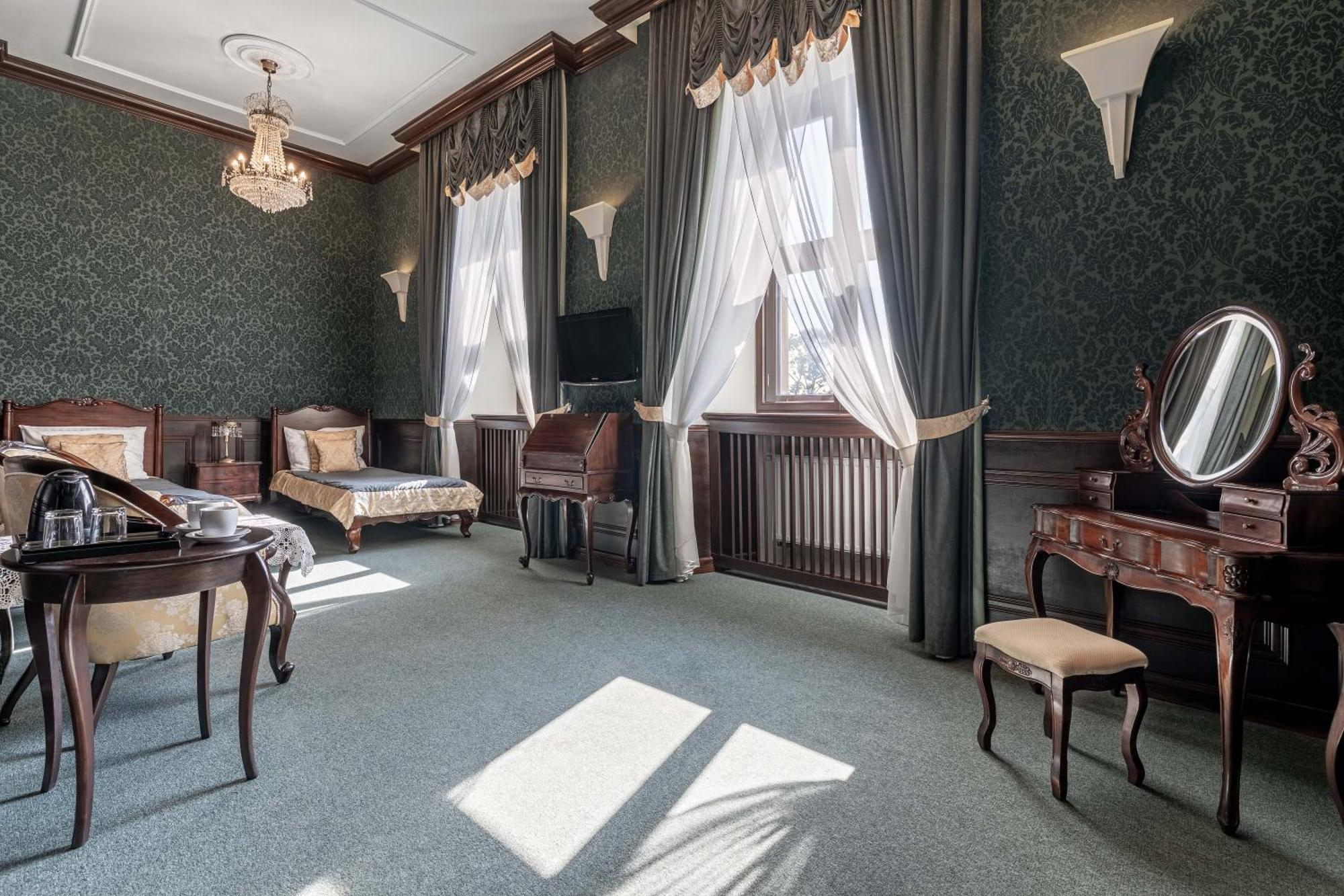 Aparthotel Zamek Uniejów Exterior foto