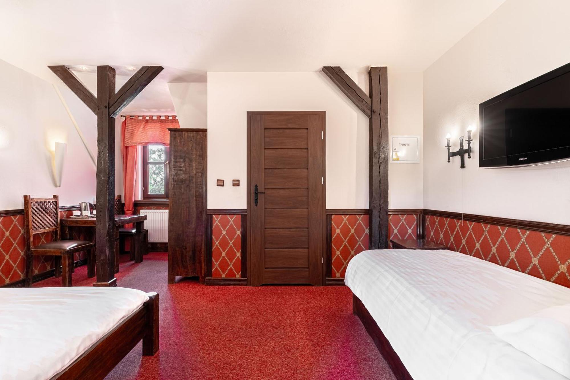 Aparthotel Zamek Uniejów Exterior foto