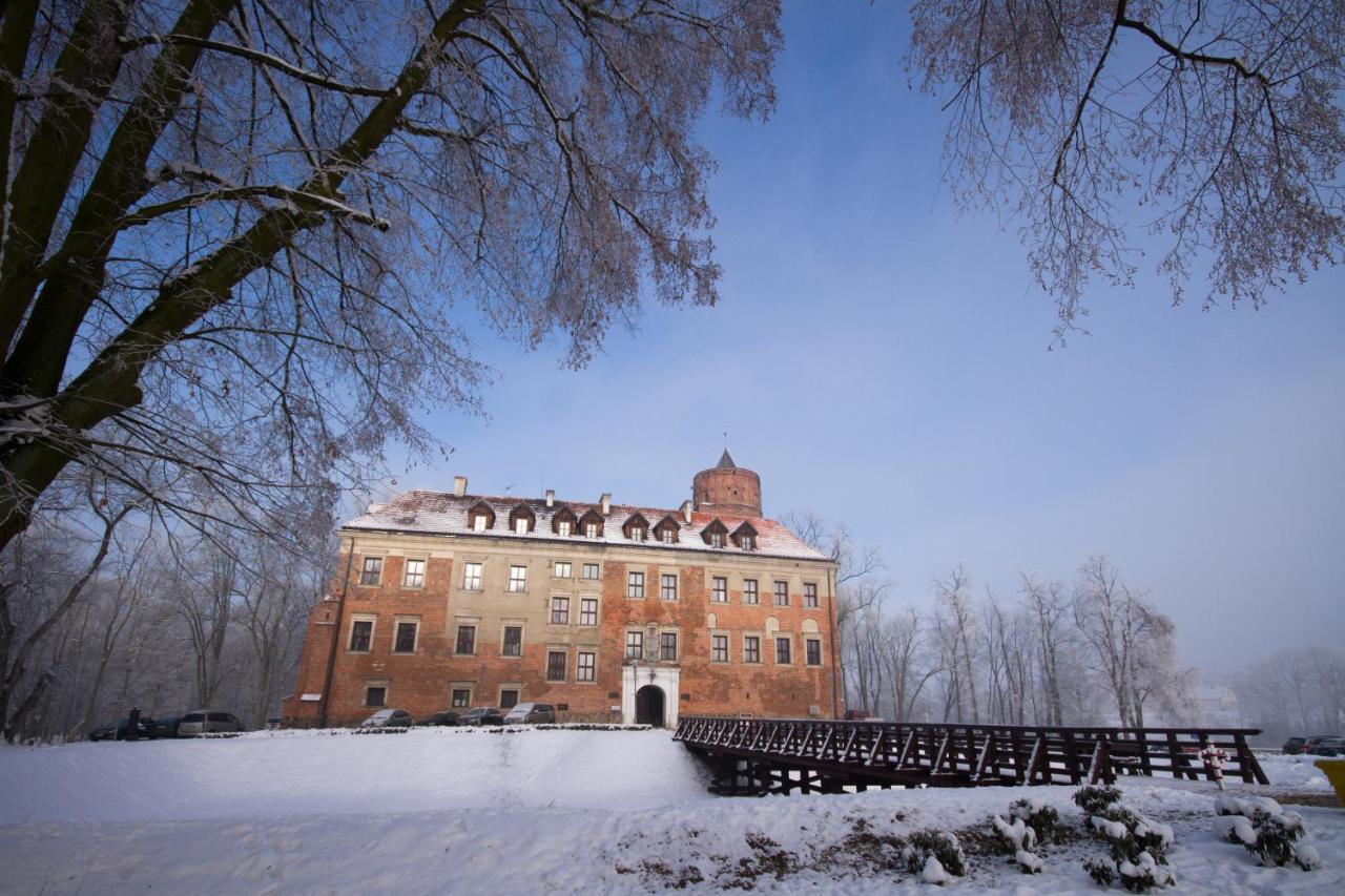 Aparthotel Zamek Uniejów Exterior foto